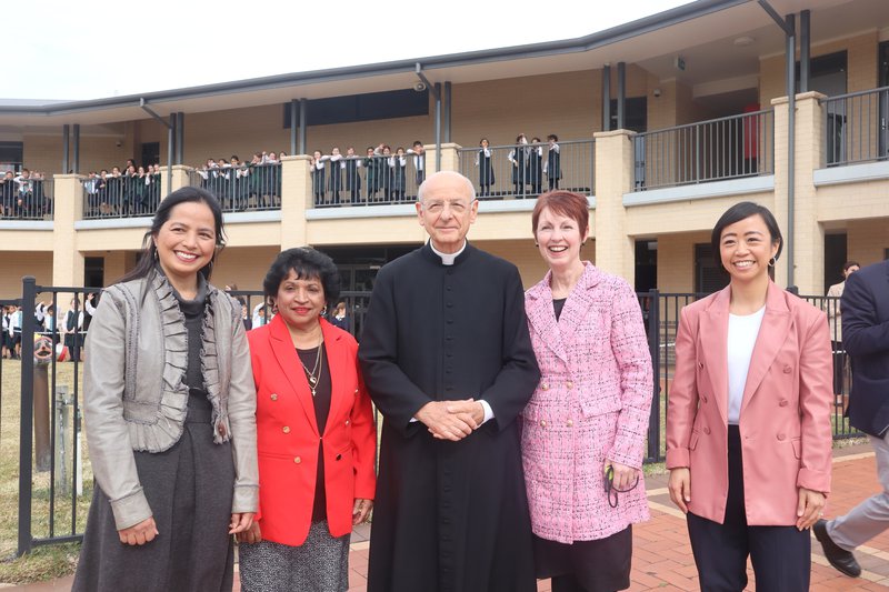 Monsignor Fernando Ocariz, Prelate of Opus Dei, visits the school