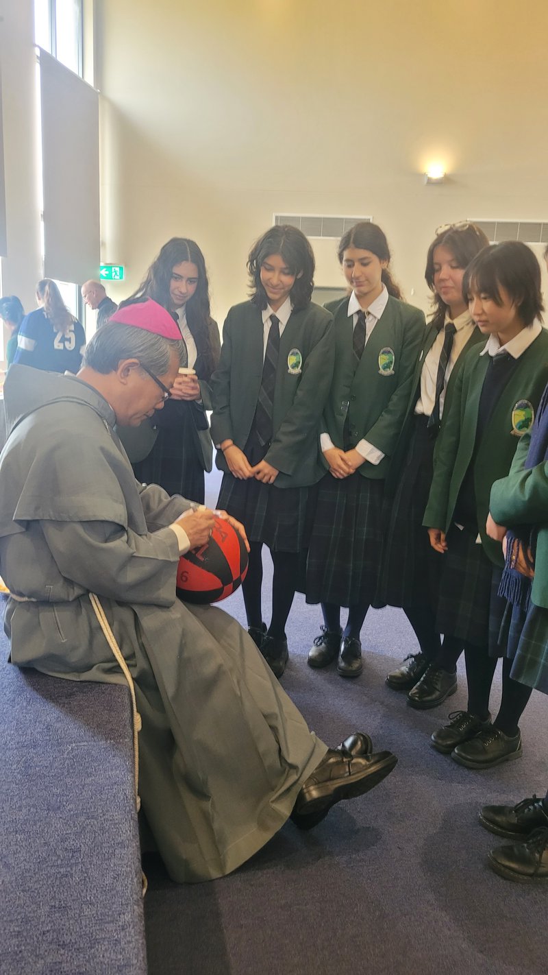 Bishop Vincent Long visit and Crowning of Mary
