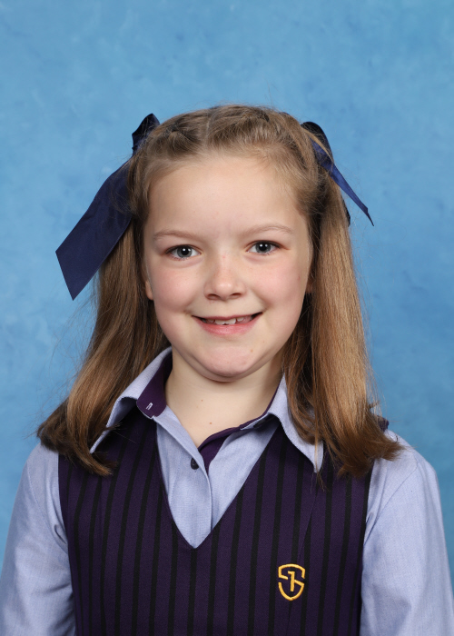 Macmillan, Lacey.jpg