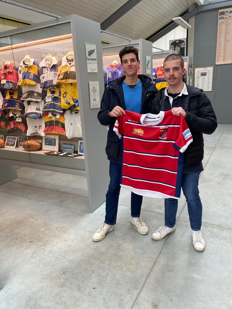 Old Boys donate a jersey to the Chapelle de Notre-Dame-du-Rugby in France